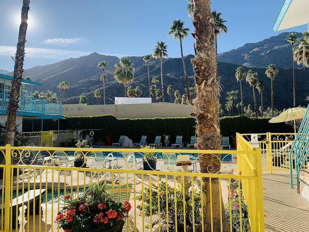 Adara Palm Springs Motel